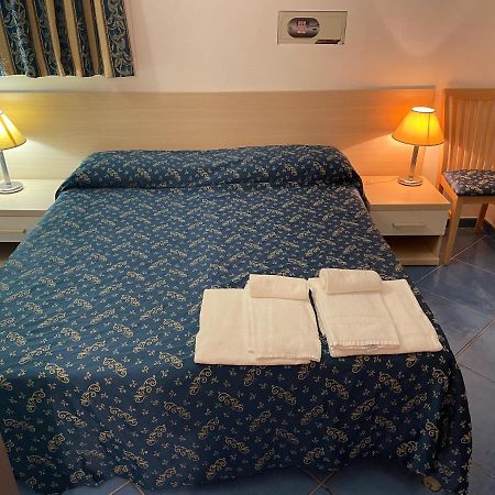 B&B La Terrazza Sul Porto Ponza Extérieur photo