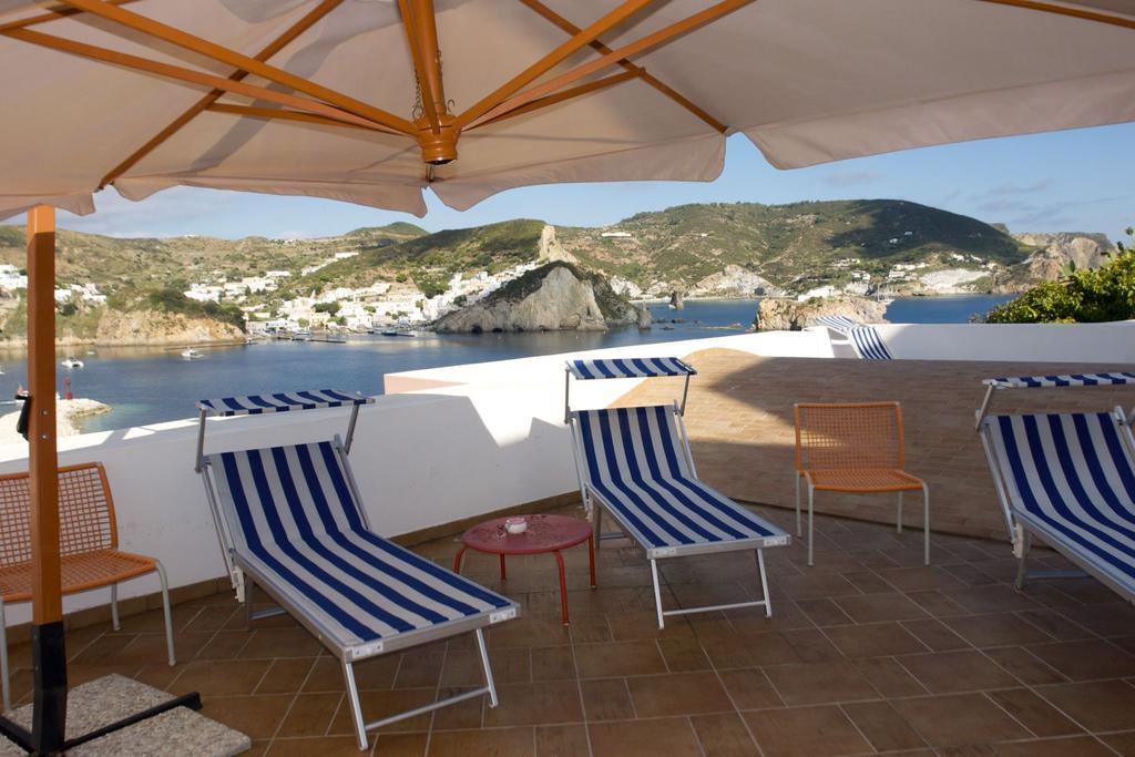 B&B La Terrazza Sul Porto Ponza Extérieur photo