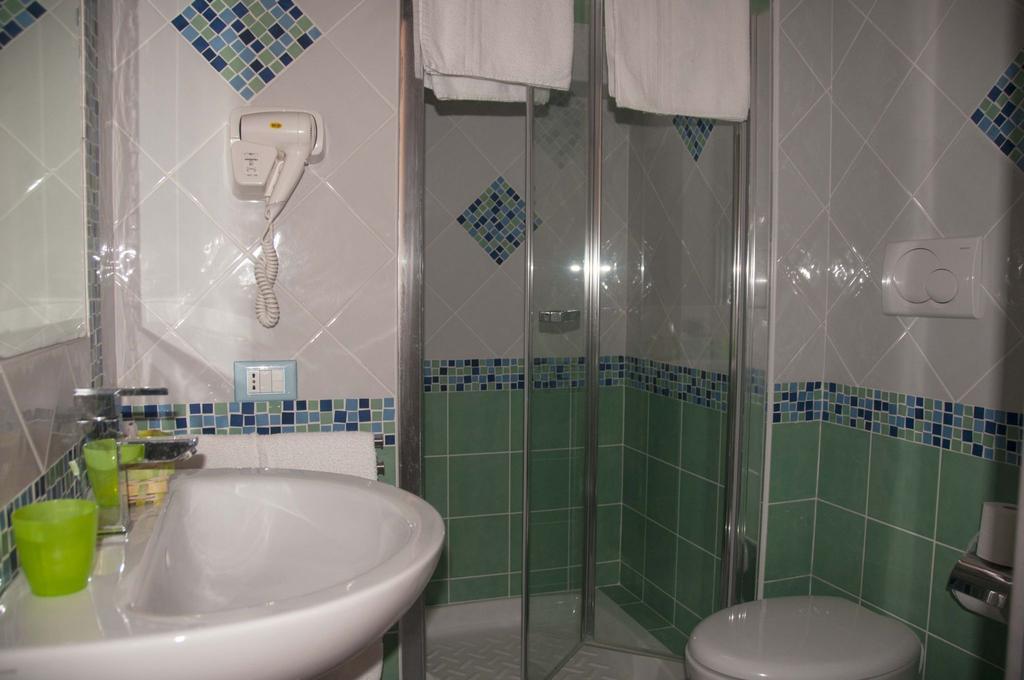 B&B La Terrazza Sul Porto Ponza Extérieur photo